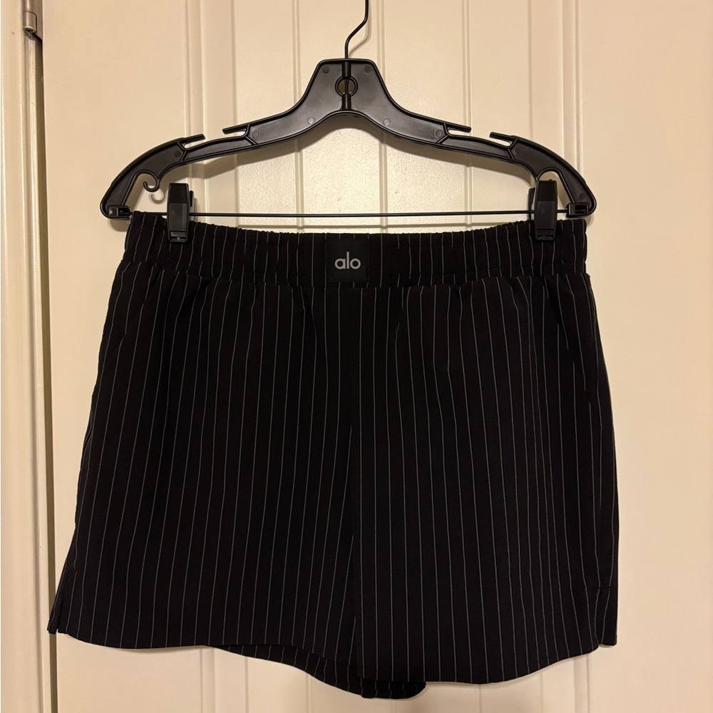 ALO Yoga Black and White Athletic Shorts